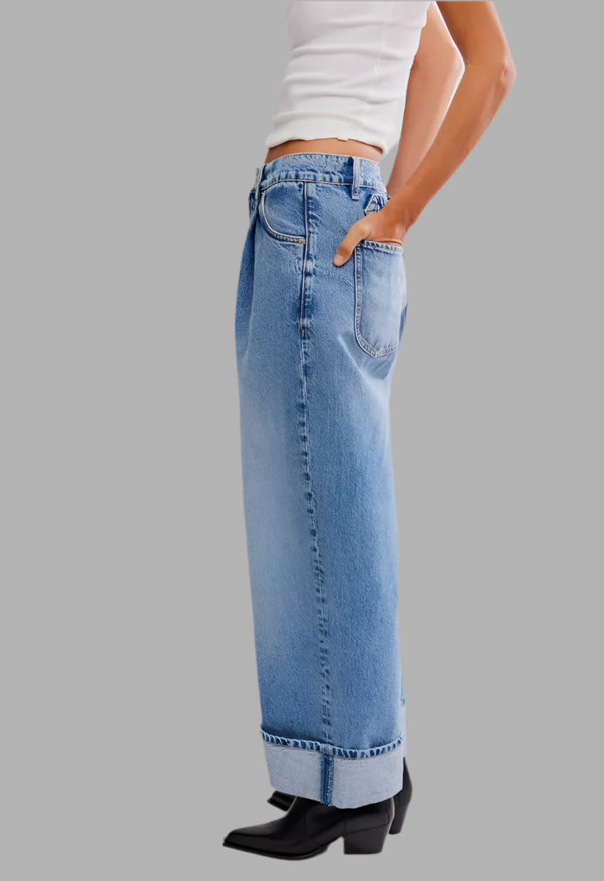 Alia Wide Leg in Beacon