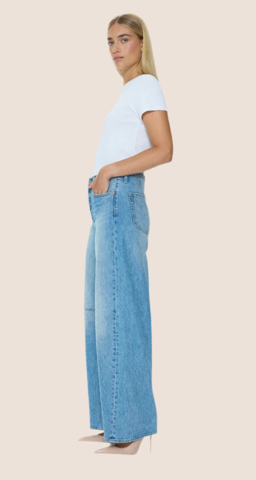 Sydney bowed wide jean