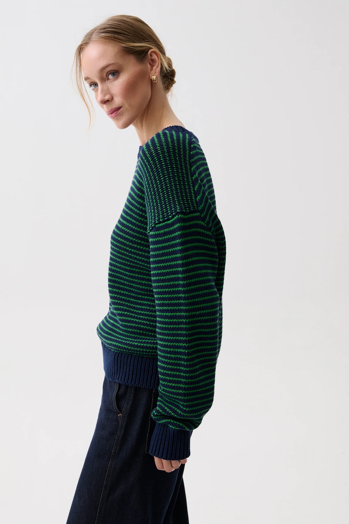 Aura MidGreen Crew Neck Sweater