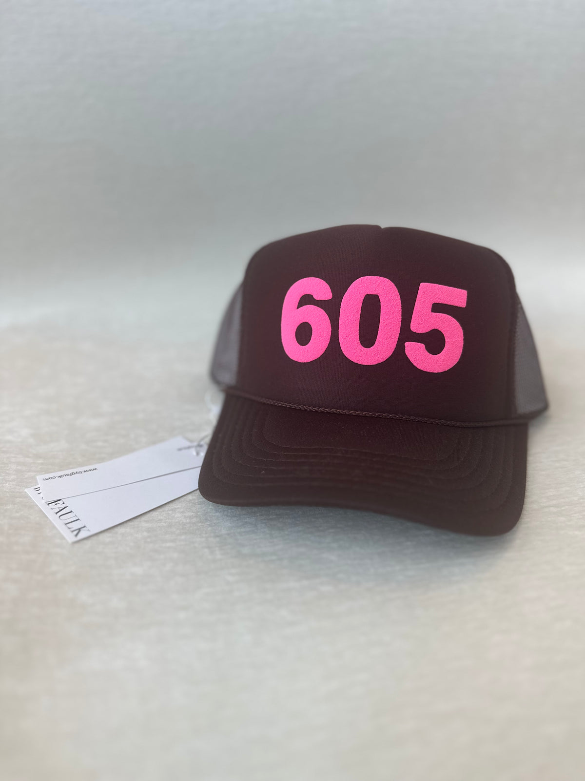 Pink "605" texture hat