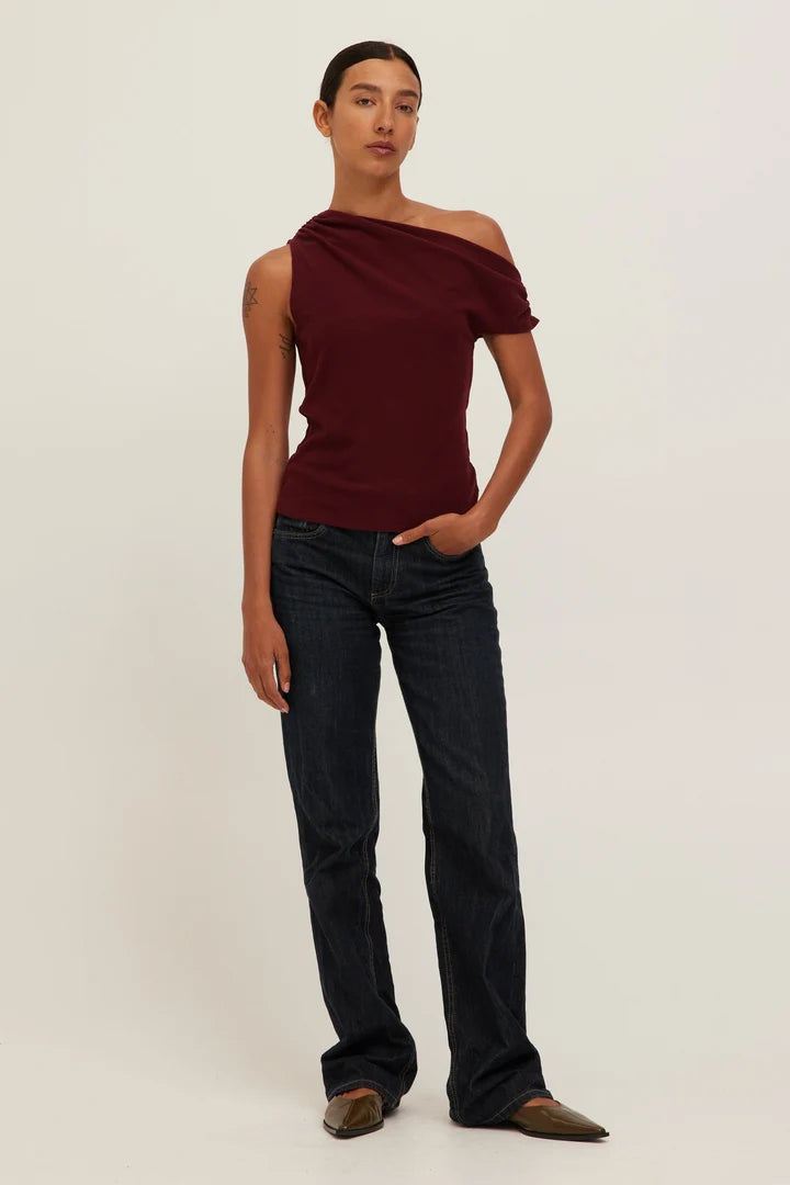 Laurel dark cherry tee