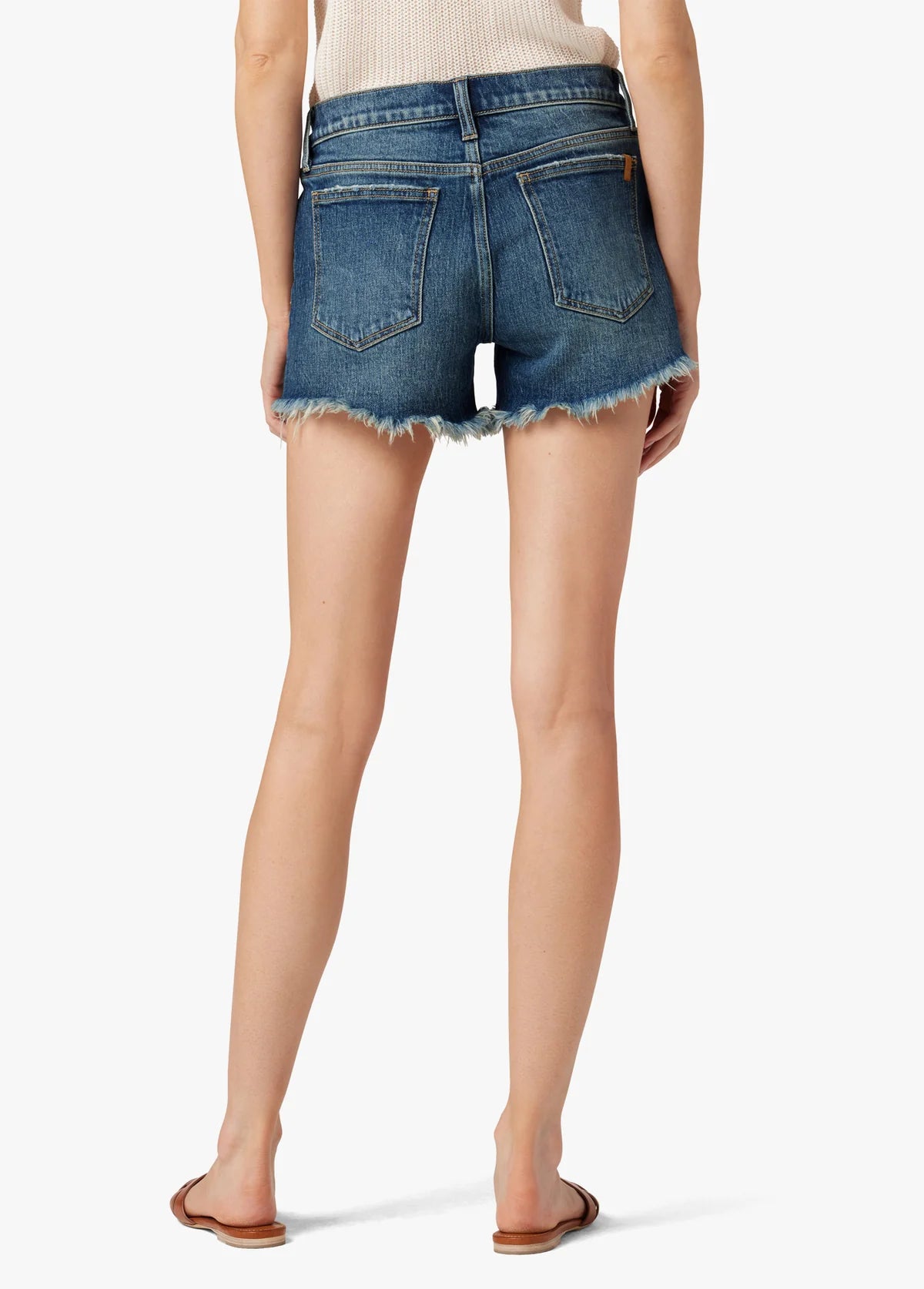 Hadley fray hem short