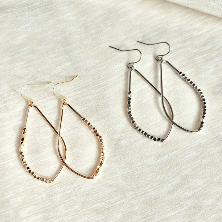 Teardrop beaded earrings